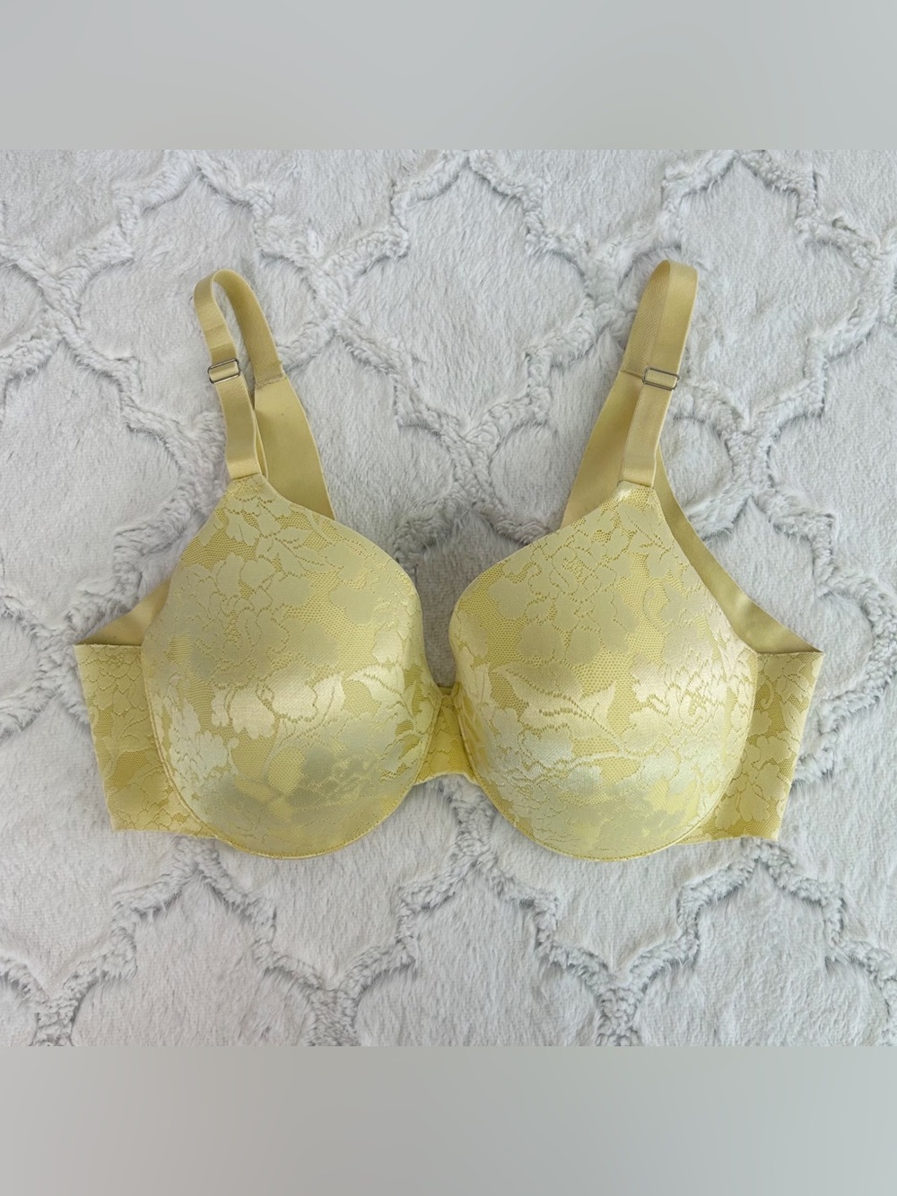 Soma Yellow Vanishing Back Full Coverage Lace Bra Size 38D